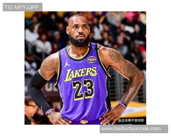 詹姆斯赞球队战术艾顿多面手能力出众可助攻掩护 詹姆斯赞球队战术艾顿多面手能力出众可助攻掩护