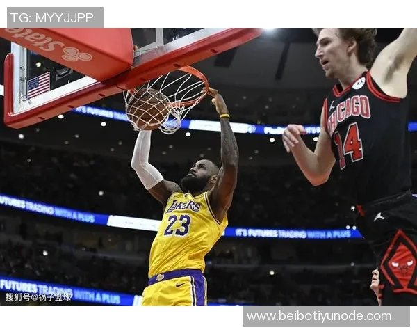 詹姆斯湖人生涯表现低迷第四节才拿到第10分令人失望