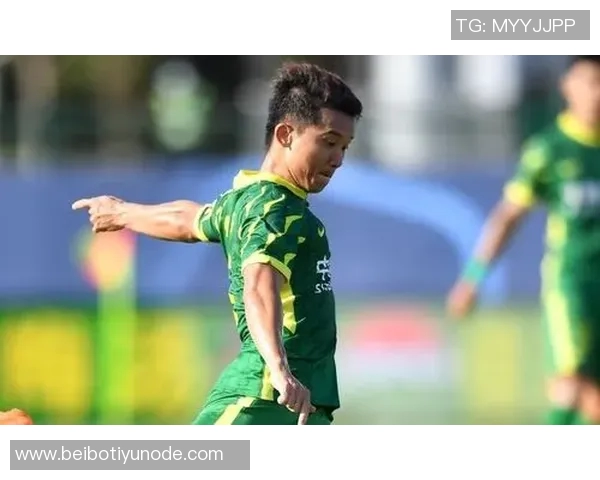 王钰栋精准传球助攻李新翔单刀机会可惜未能把握住